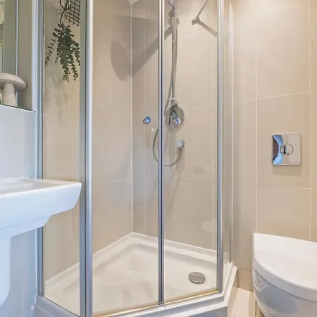 Flat In Centre * Leeds (West Yorkshire)